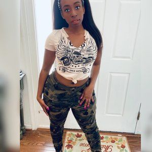 Camo jeans with belt